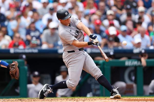 DJ LeMahieuâs grand slam powers Yankees' sweep of Phillies thumbnail