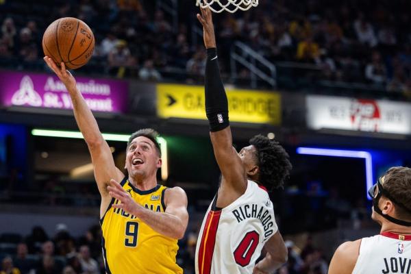 Heat get hot in third quarter, pull away from  Pacers