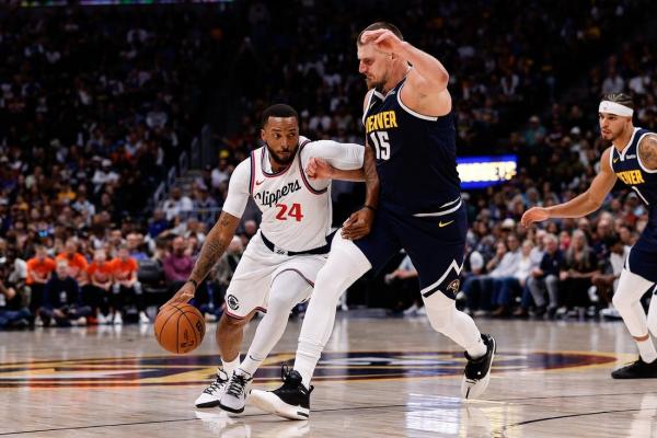 Clippers get win over Nuggets despite Nikola Jokic's 41 points, career-high seven treys thumbnail