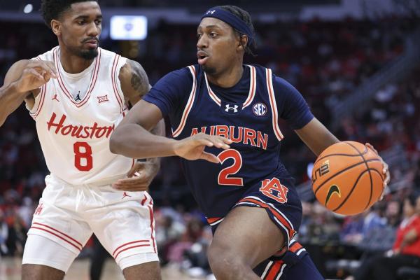 No. 11 Auburn wins back-and-forth battle with No. 4 Houston