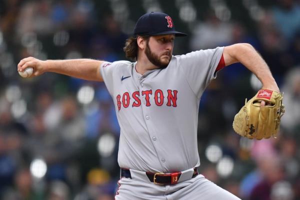 Red Sox put RHP Justin Slaten (shoulder) on 15-day IL
