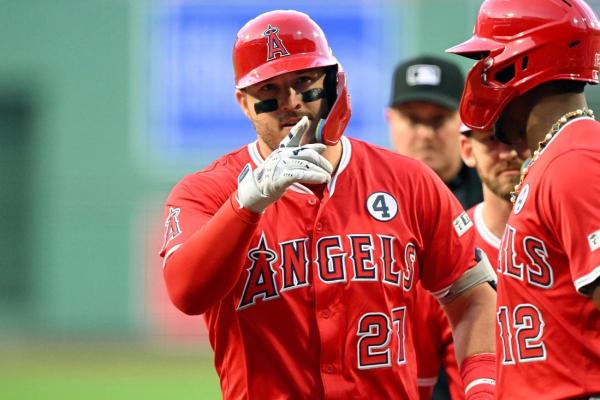 Angels set Fenway Park record, hang on vs. Red Sox thumbnail