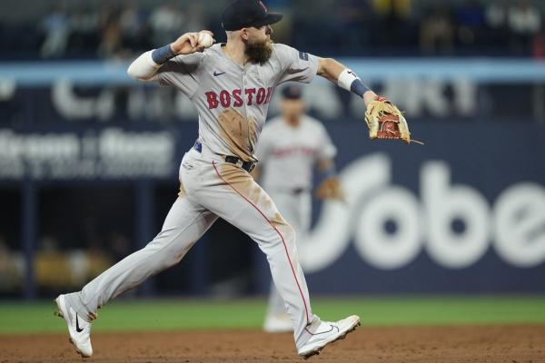 Red Sox arms stifle Blue Jays bats in Boston victory thumbnail