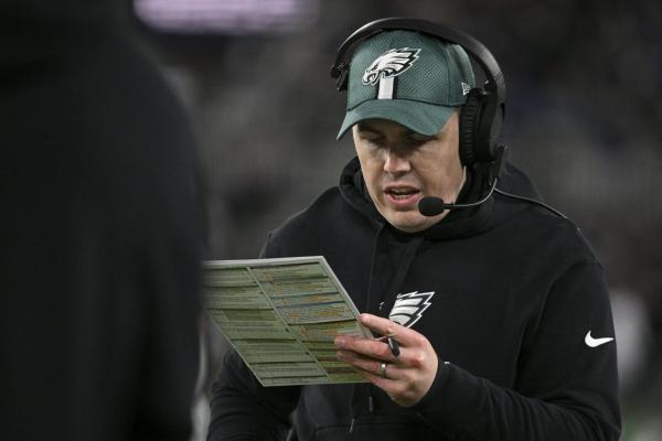 Reports: Saints to name Eagles OC Kellen Moore head coach