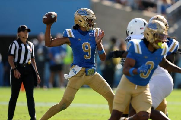 Top 25 roundup: UCLA earns 1st win, stuns No. 7 Penn State