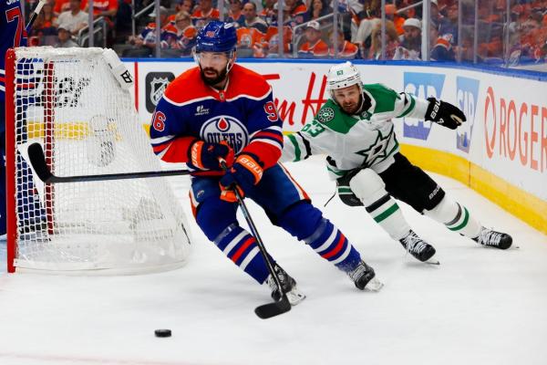 Zach Hyman, Connor McDavid help Oilers rout Stars