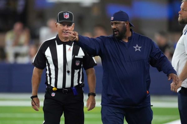 Buccaneers RB coach Skip Peete in stable condition after ‘medical episode’