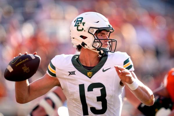 FBS’ top 2 in passing yards meet as TCU, Baylor clash