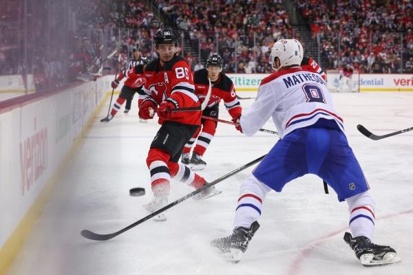 Jesper Bratt, Jack Hughes help Devils beat Canadiens