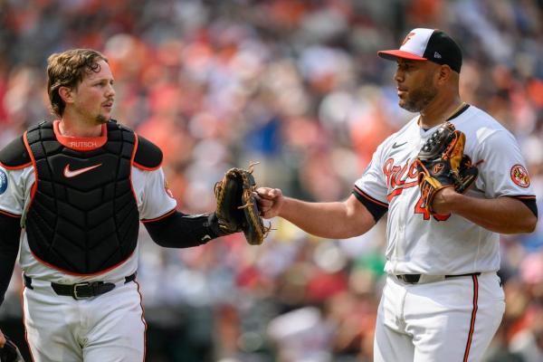 Albert Suarez blanks Red Sox for six innings in O’s win