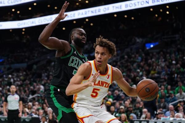 Hawks catch Celtics in closing seconds for 117-116 win