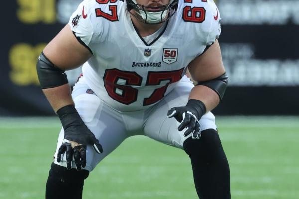 Buccaneers activate RT Luke Goedeke (foot) off IR