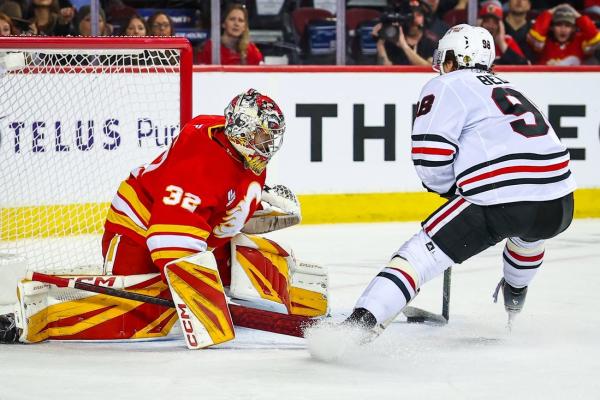 Connor Bedard nets 3 as sizzling Blackhawks down Flames