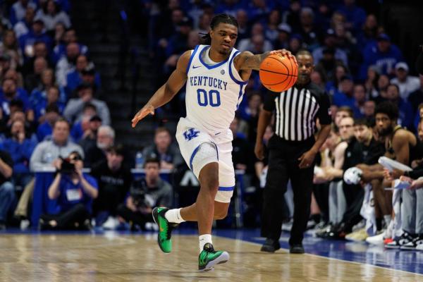 Otega Oweh, Amari Williams pace short-handed No. 17 Kentucky past Vanderbilt