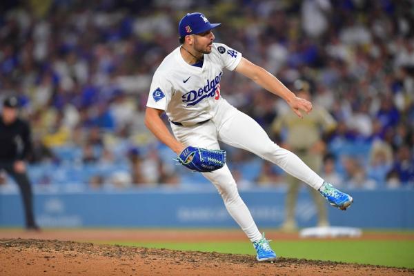 Dodgers place LHP Alex Vesia (oblique) on injured list