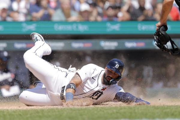 Tigers get past Giants to open series on high note