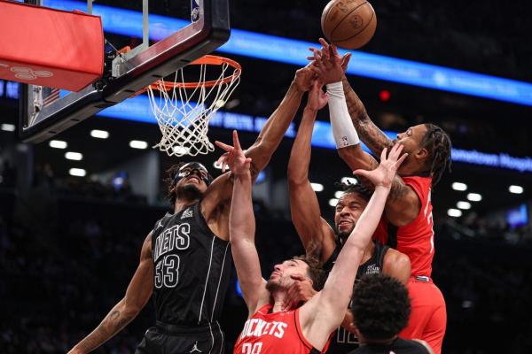 DâAngelo Russell’s late basket lifts Nets past Rockets