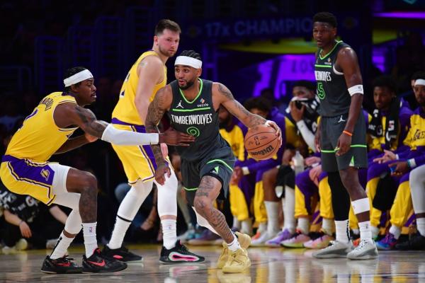 Rudy Gobert, Wolves knock out Lakers in Game 5