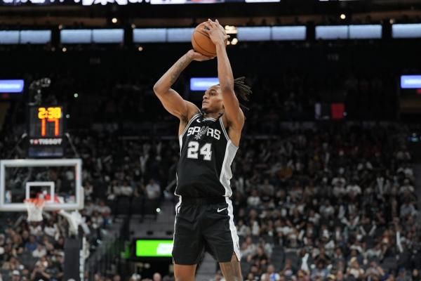 Spurs glad to have Devin Vassell back as they host Kings thumbnail