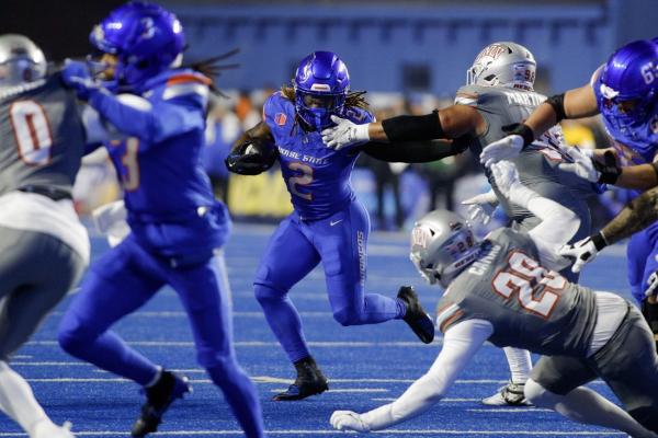 Ashton Jeanty, No. 10 Boise State runs past No. 20 UNLV for Mountain West title