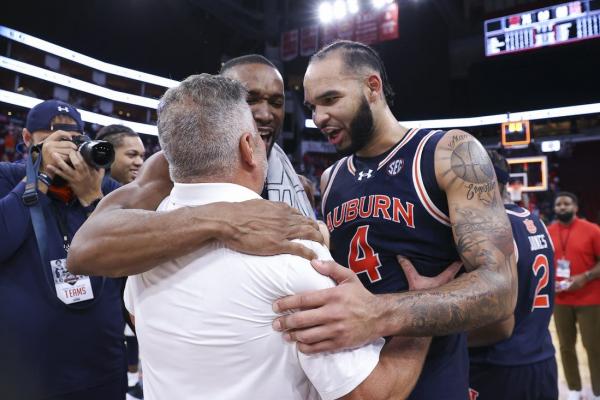 No. 5 Auburn faces Kent State, aims to build off of big win