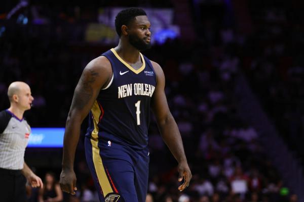 One star in, another out of Pelicans’ lineup vs. Blazers