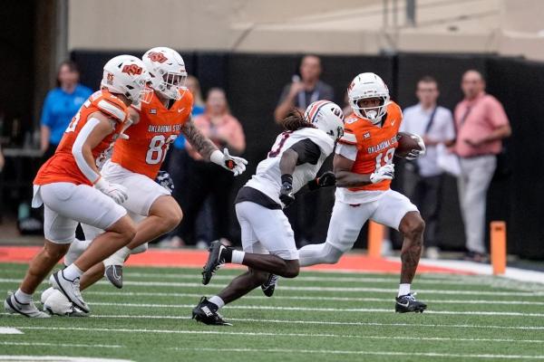 Oklahoma State overcomes sloppy offense to down UT-Martin