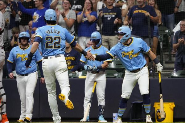 After blowing late lead, Brewers top Giants on William Contreras’ walk-off HR