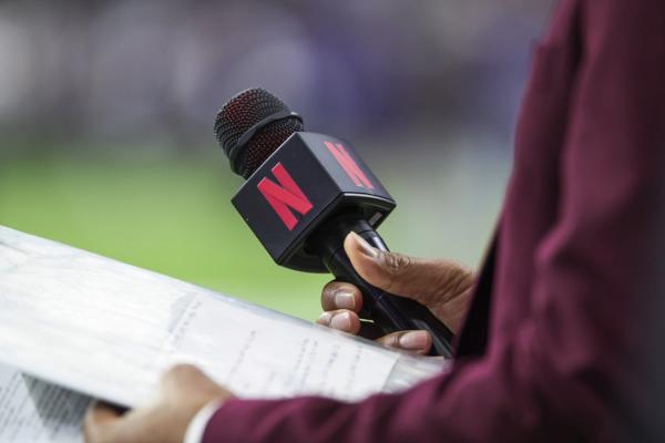 Report: Netflix lands MLB Opening Day game