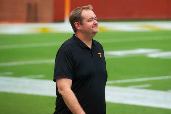 No. 15 Tennessee faces Chattanooga, aims for ‘elite’ running game