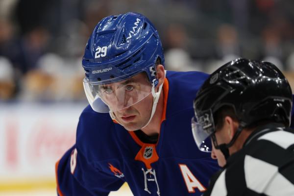 Islanders begin life without Brock Nelson at San Jose