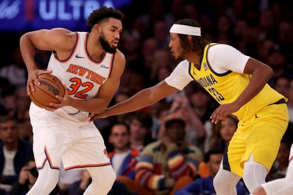 Knicks smother Pacers en route to 25-point win