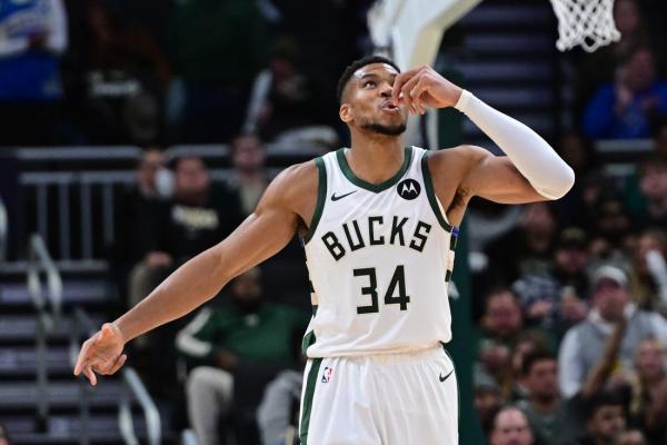 NBA roundup: Big names help Bucks end losing streak