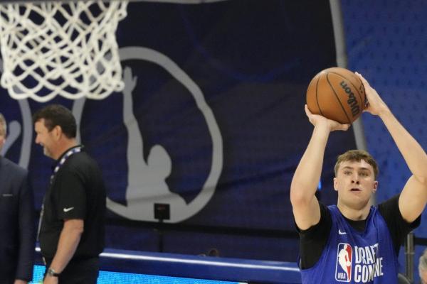 Report: Mavs unlikely to trade away ‘gift’ of No. 1 pick