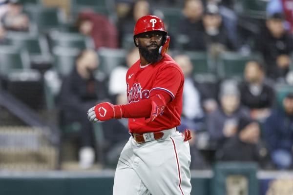 2-time All-Star Josh Harrison retires