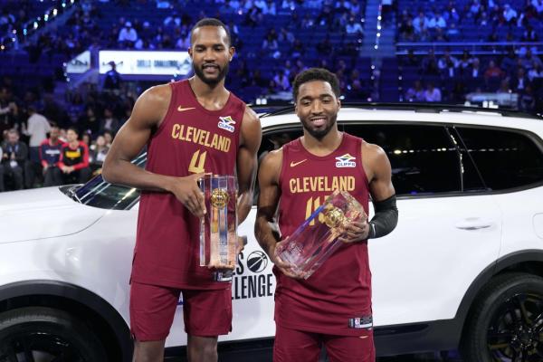 Cavs’ Evan Mobley, Donovan Mitchell prevail in skills challenge