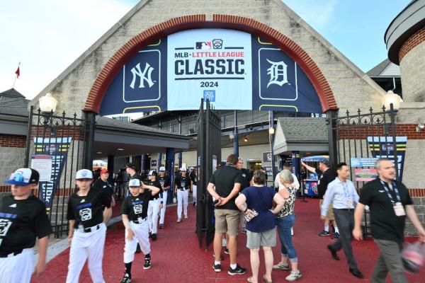 Mariners, Mets to play in 2025 Little League Classic