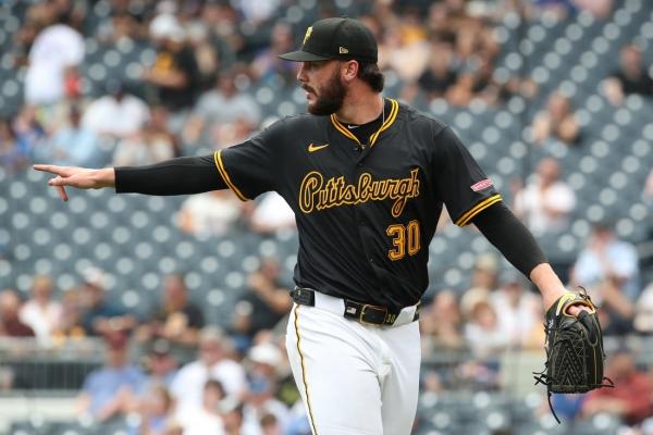 Cubs use power display to defeat Paul Skenes, Pirates