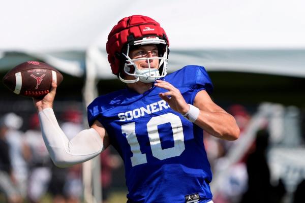 Report: Oklahoma QB John Mateer denies sports gambling