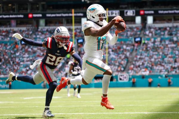 Dolphins optimistic WR Jaylen Waddle (shoulder) can play vs. Bills