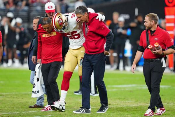 49ers DE Leonard Floyd (knee) avoids serious injury