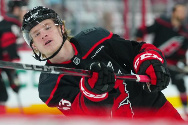 Hurricanes F Jackson Blake signs 8-year, $45M extension