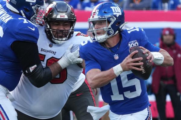 Report: QB Drew Lock to start for Giants; injured DeVito stays home thumbnail