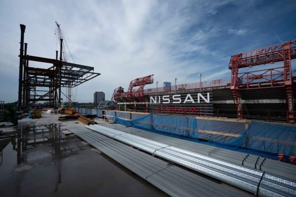 Construction paused at Titans’ stadium after noose found