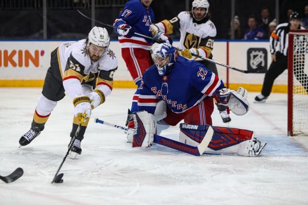 Rangers rally to beat Knights; Jonathan Quick gets win No. 400