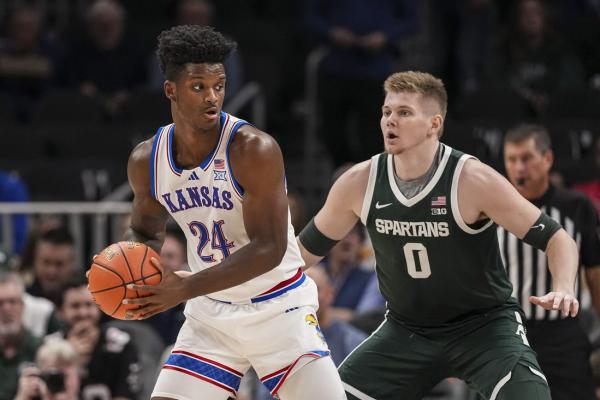 No. 1 Kansas pulls away in 2nd half to beat Michigan State