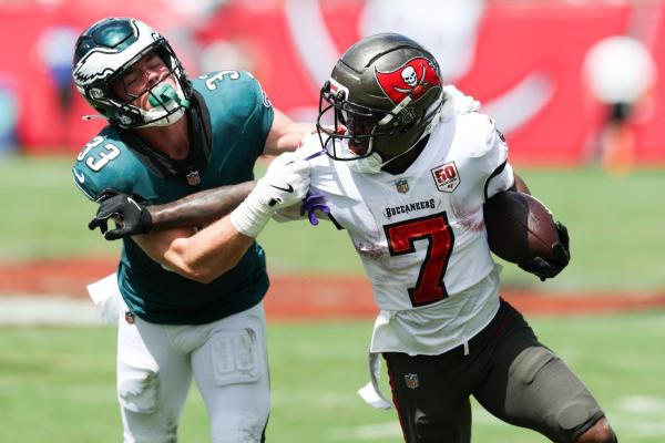 Report: Bucs RB Bucky Irving (foot) could miss 2 weeks