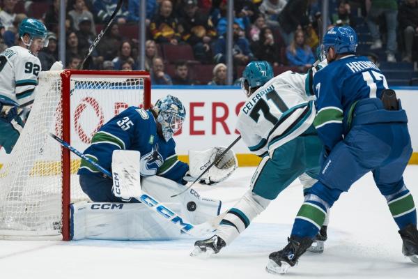 Macklin Celebrini (goal, assist), Sharks double up Canucks
