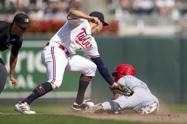 Brooks Lee helps Twins avoid sweep vs. Reds