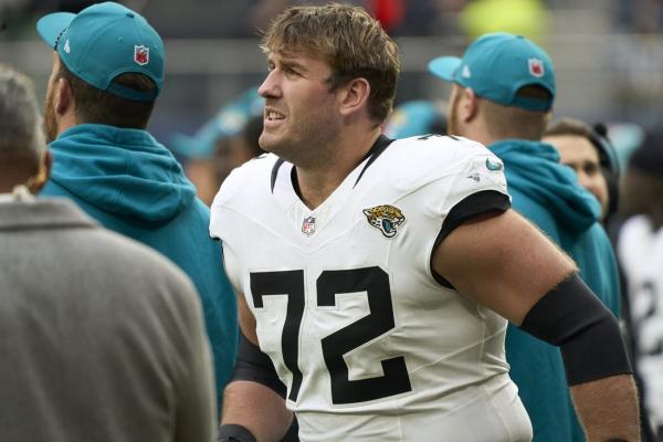 Jaguars LT Walker Little agrees to contract extension thumbnail